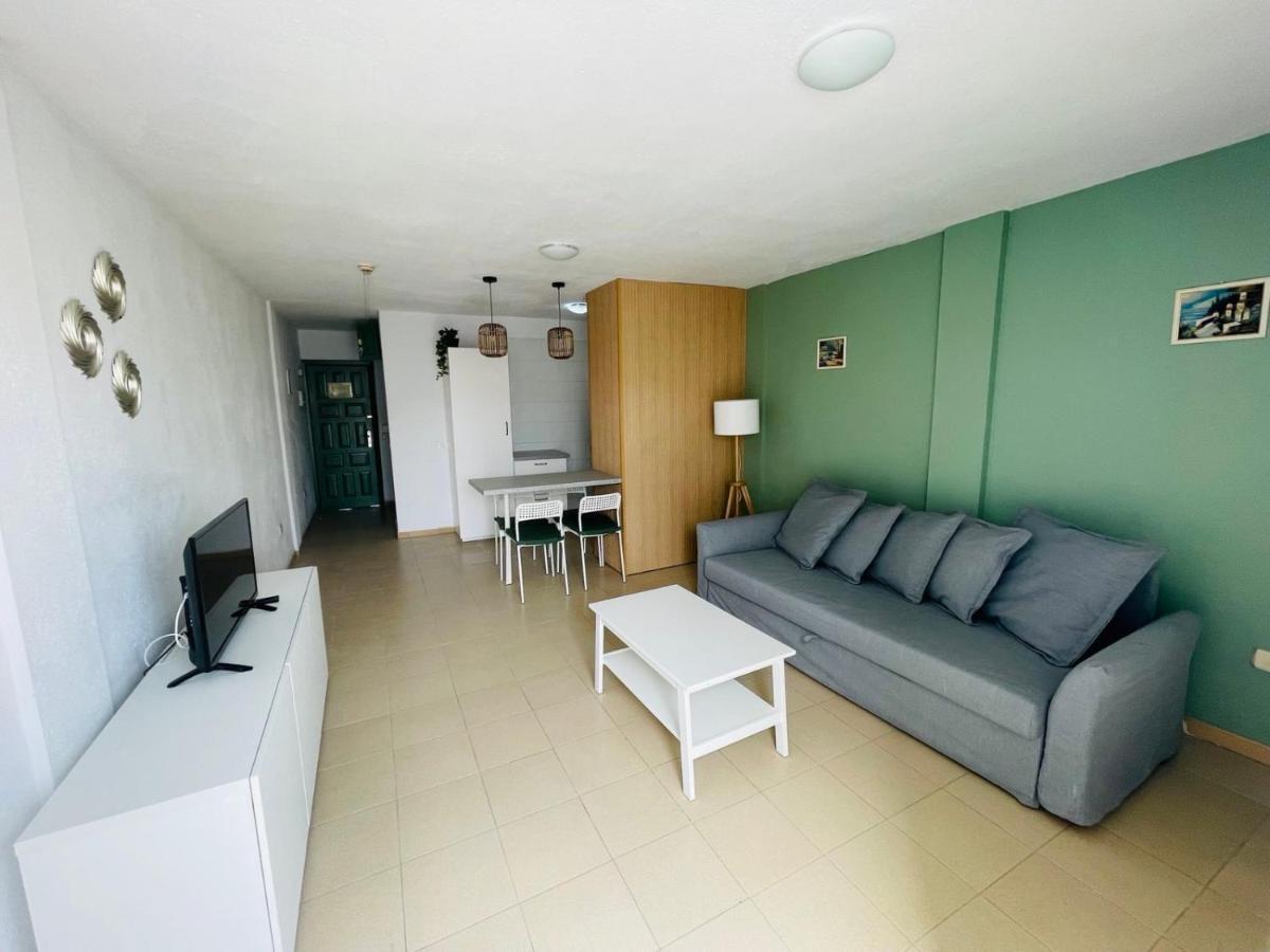 Alondras Park Mialsoma Apartment Arona  Exterior photo