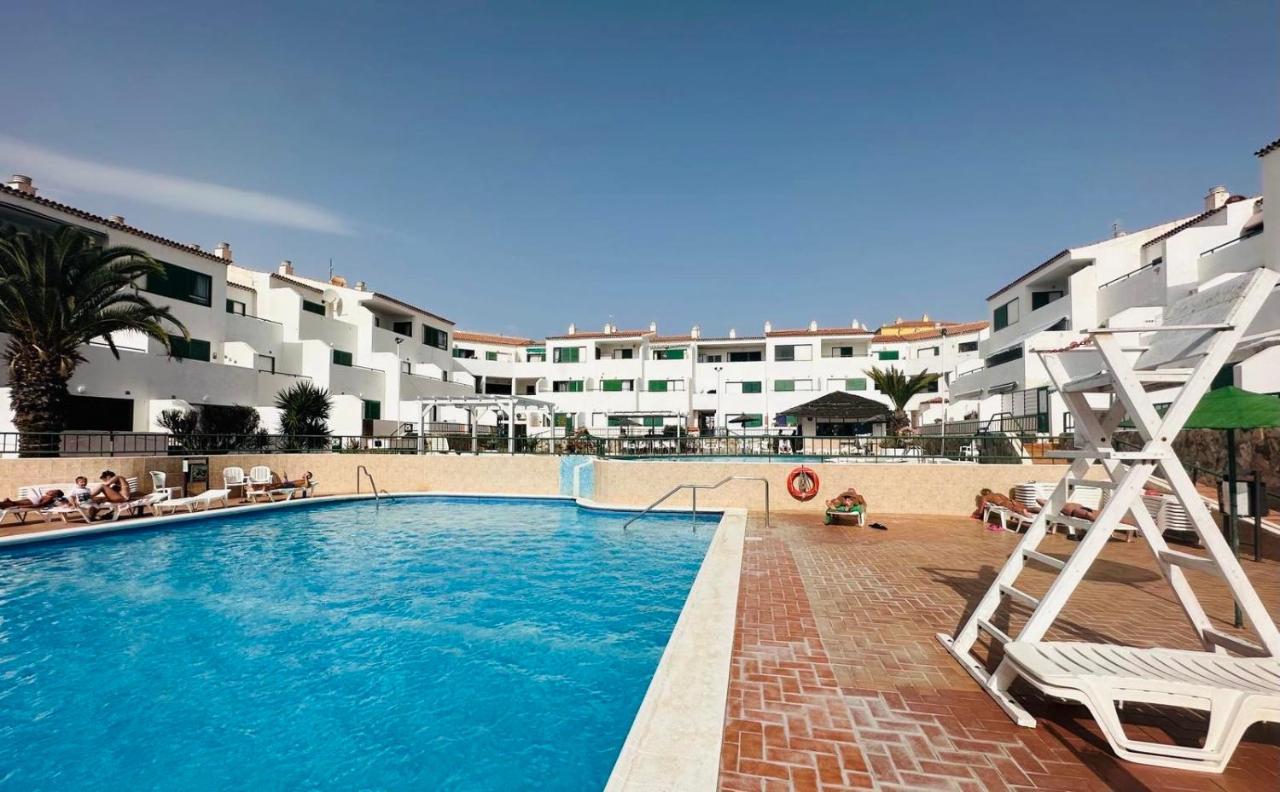Alondras Park Mialsoma Apartment Arona  Exterior photo